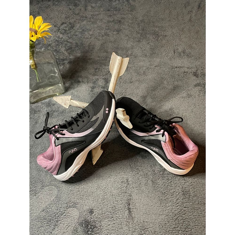 Ladies Ryka Dash Pro walking shoes